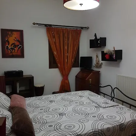 Honeyhouse Kadi