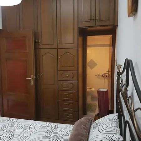Honeyhouse Kadi