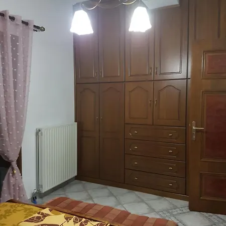 Honeyhouse Kadi